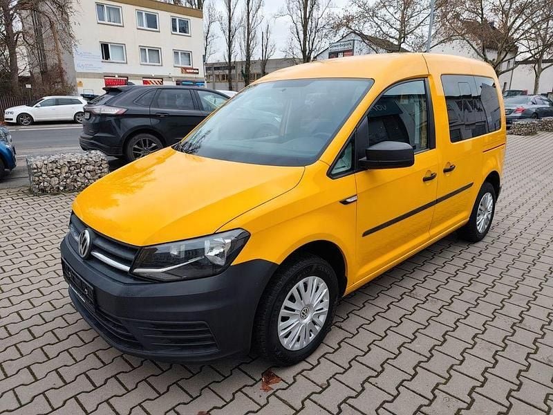 Gebraucht VW Caddy 102 PS (75 kW) 2019 Gelb Van / Kleinbus