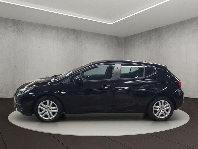 Gebraucht Opel Astra Edition 110 PS (80 kW) 2021 Onyx schwarz (metallic) Limousine