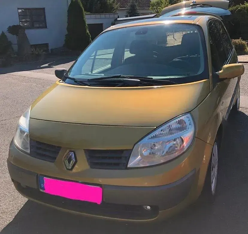 Używany Renault Scénic Dynamique 113 KM (83 kW) 2003 Złoty Minivan