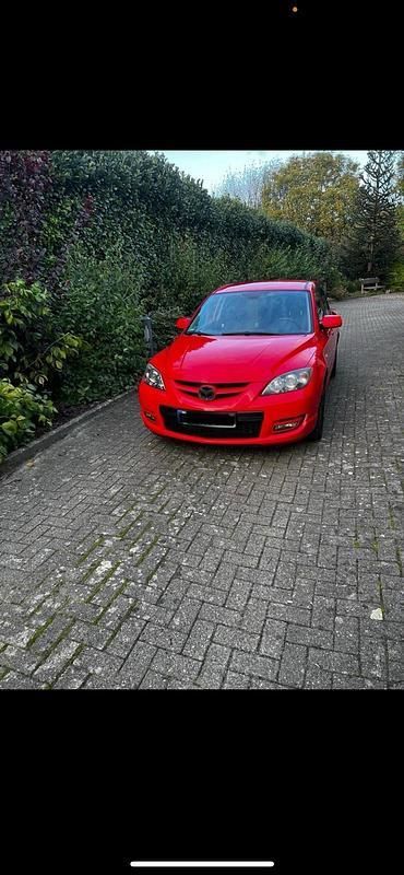 Rot Gebraucht 2007 Mazda 3 Kleinwagen | 9.500 € - Bild 1/4