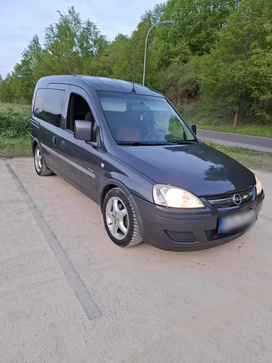 Gebraucht Opel Combo 75 PS (55 kW) 2004 Violet Van / Kleinbus