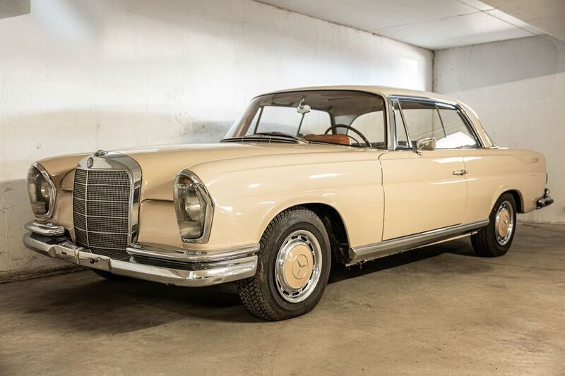 Gebraucht Mercedes 220 SE 120 PS (88 kW) 1963 Beige Coupé