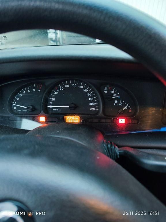 Grau Gebraucht 1999 Opel Vectra Elegance Limousine | 999 € (Guter Preis) - Bild 1/4