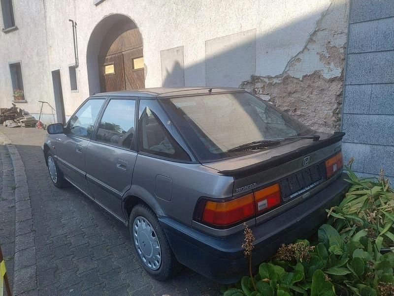 Gebraucht Honda Concerto 90 PS (66 kW) 1992 Grau Limousine