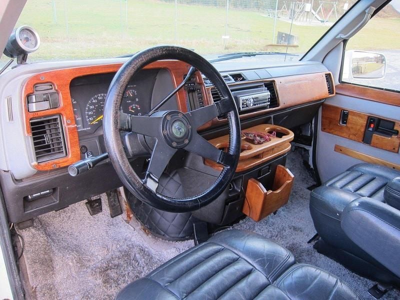 Gebraucht Chevrolet Astro 190 PS (139 kW) 1998 Weiß Van / Kleinbus