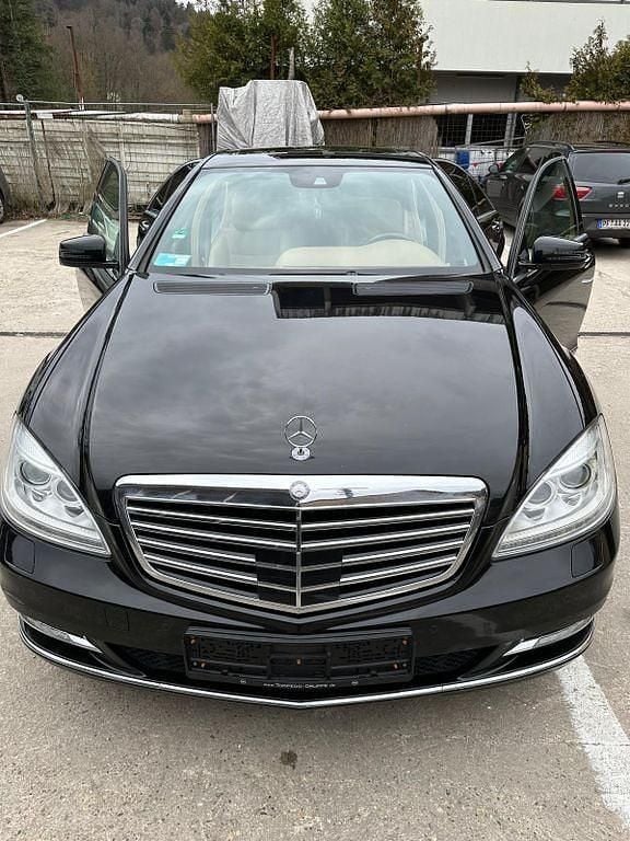 Gebraucht Mercedes S350 258 PS (189 kW) 2012 Schwarz Limousine