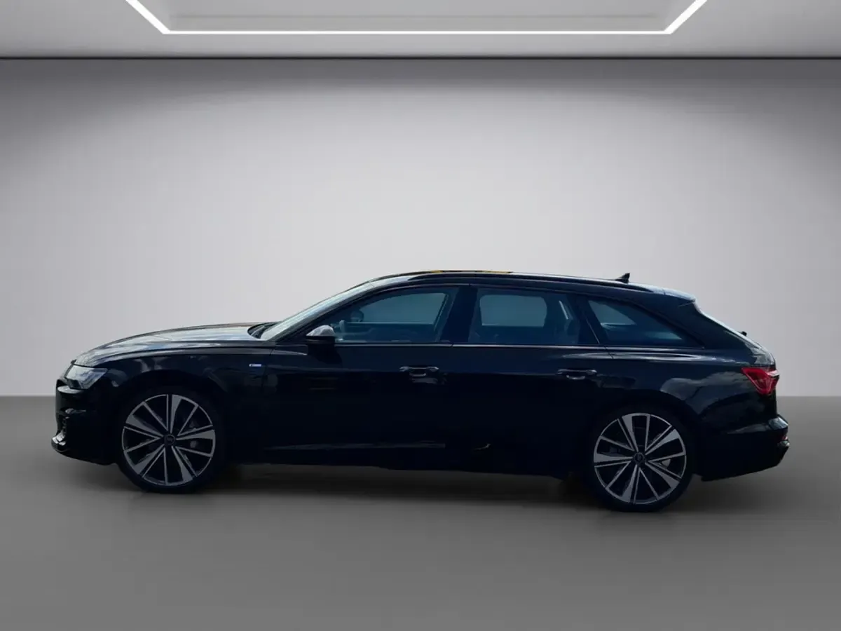 Gebraucht Audi A6 Design 286 PS (210 kW) 2025 Schwarz / mythosschwarz (metallic) Kombi