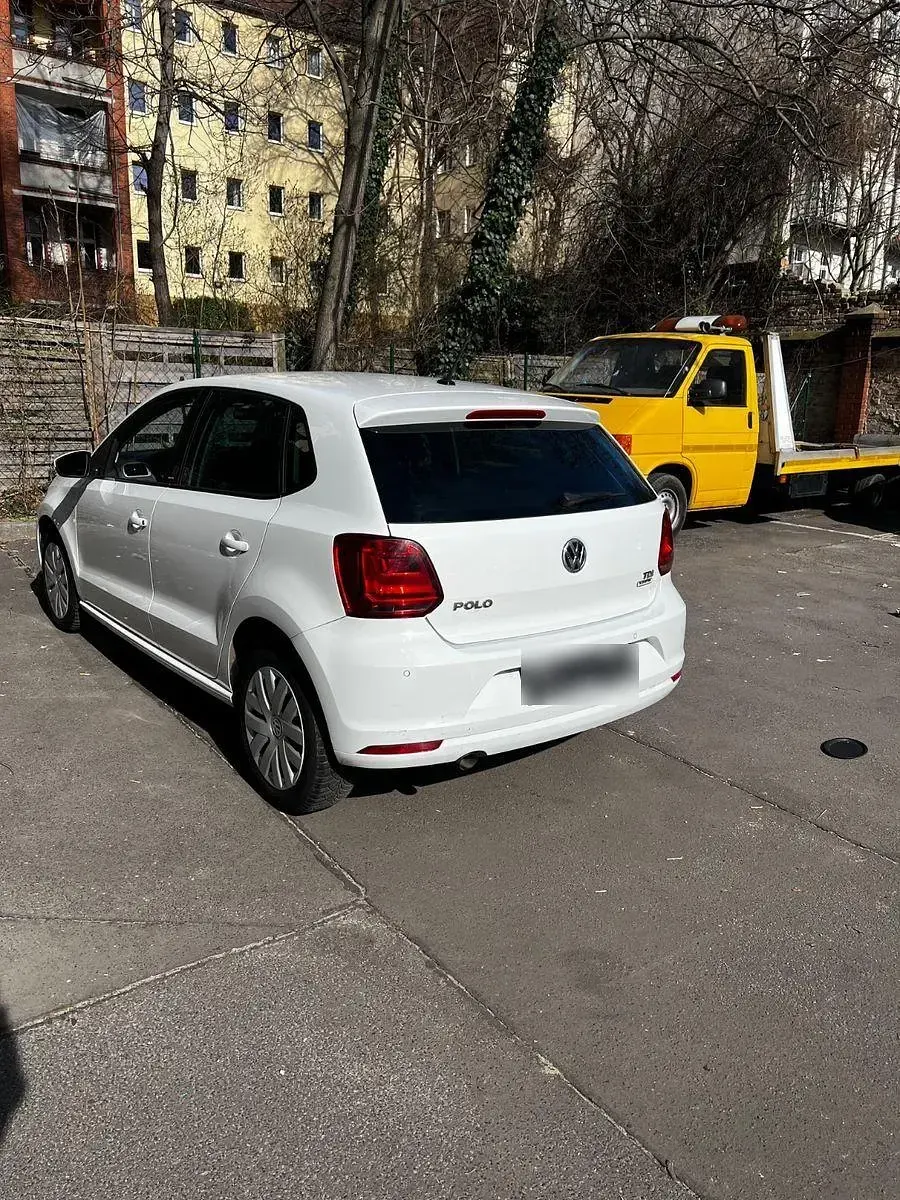 Używany VW Polo Allstar 90 KM (66 kW) 2016 Biały Hatchback