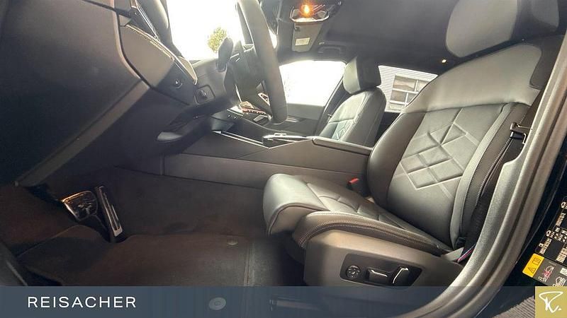 Neu BMW 550e Performance 489 PS (359 kW) 2026 Schwarz Kombi