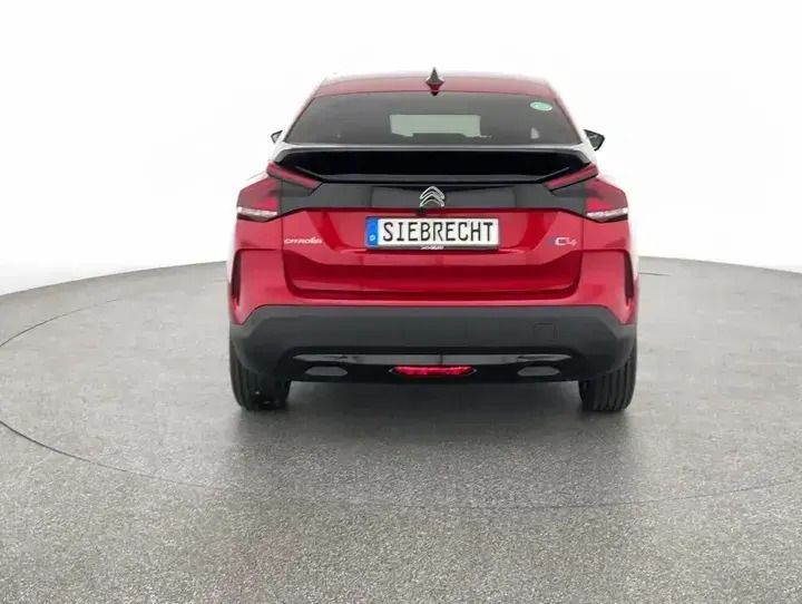Gebraucht Citroën e-C4 Shine 100 kW (136 PS) 2024 Rot Kleinwagen