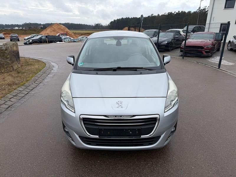 Gebraucht Peugeot 5008 Active 120 PS (88 kW) 2014 Grau Van / Kleinbus