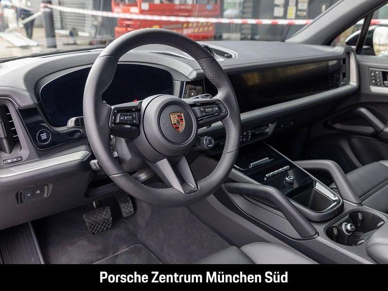 Second-hand Porsche Cayenne 470 CP (345 kW) 2025 Negru SUV