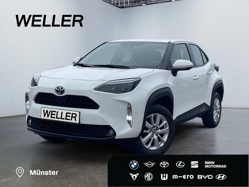 Weiß Gebraucht 2023 Toyota Yaris Cross Comfort SUV | 22.990 € (Guter Preis) - Bild 1/3