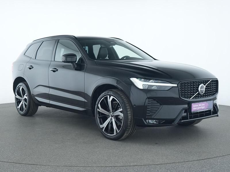 Gebraucht Volvo XC60 Ultimate 250 PS (183 kW) 2023 Onyx schwarz SUV