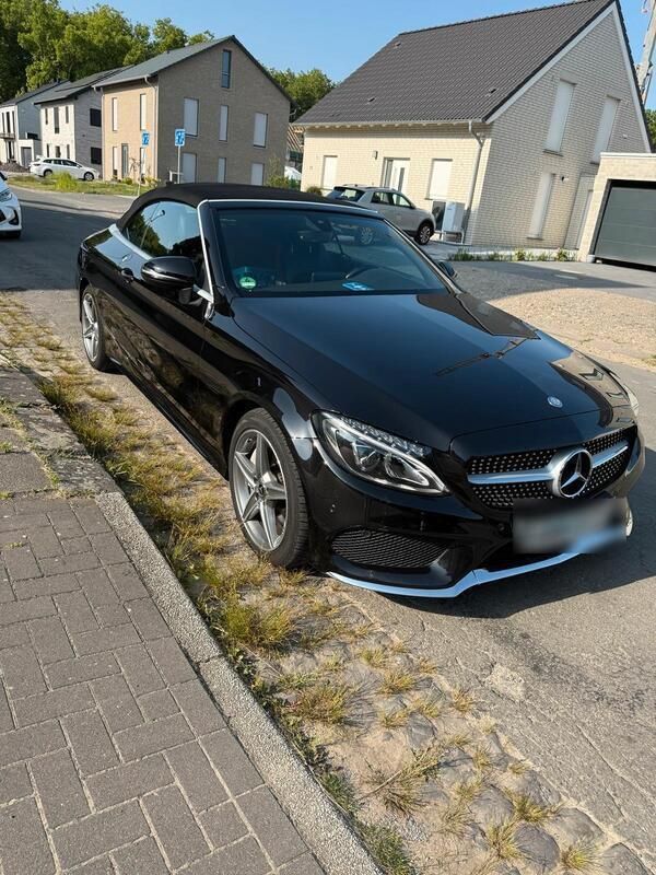 Schwarz Gebraucht 2017 Mercedes C300 Cabrio | 24.300 € (Guter Preis) - Bild 1/4