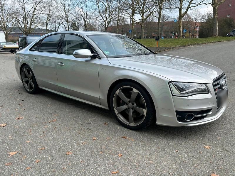 Gebraucht Audi S8 519 PS (381 kW) 2013 Silber Limousine