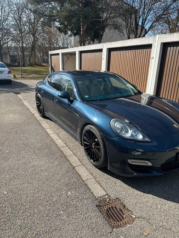 Blau Gebraucht 2011 Porsche Panamera Turbo Limousine | 23.800 € (Guter Preis) - Bild 1/4