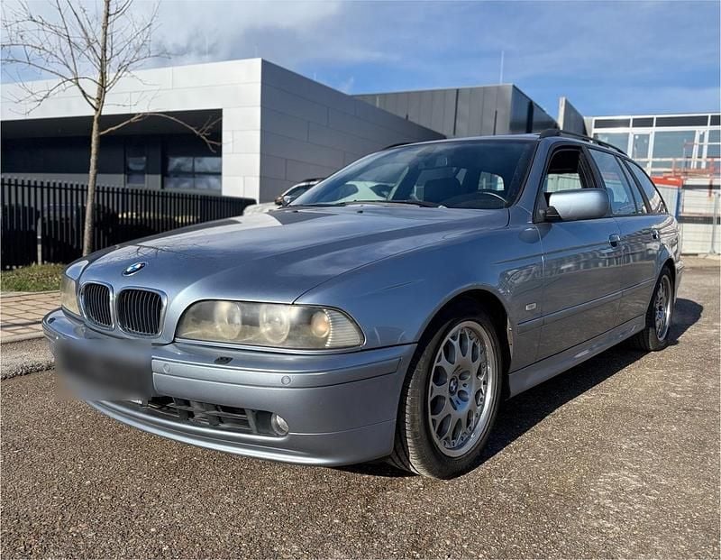 Second-hand BMW 530 193 CP (141 kW) 2003 Argintiu Break