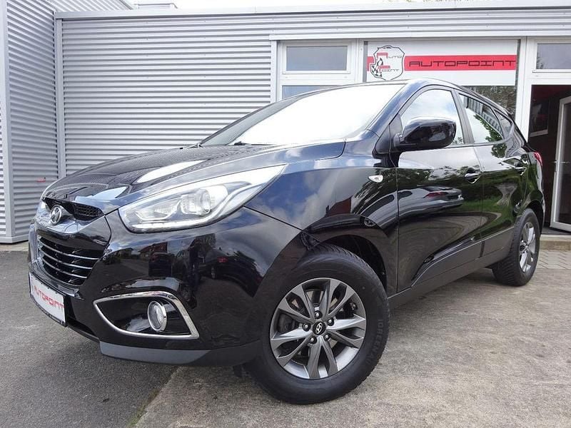 Gebraucht Hyundai ix35 136 PS (100 kW) 2015 Cool brown / mic SUV