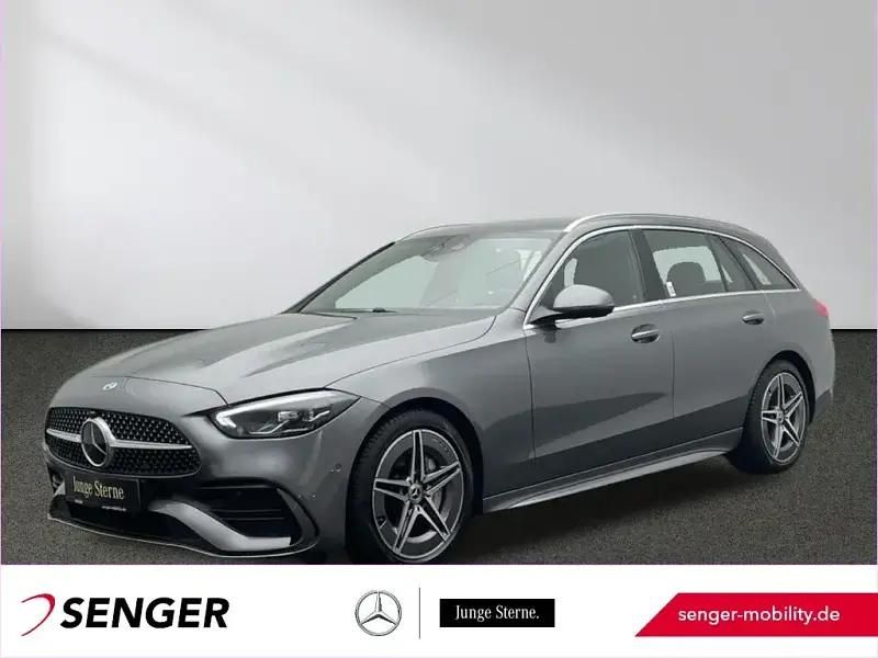 Grau Gebraucht 2024 Mercedes C220 AMG | 41.930 € (Fairer Preis) - Bild 1/1
