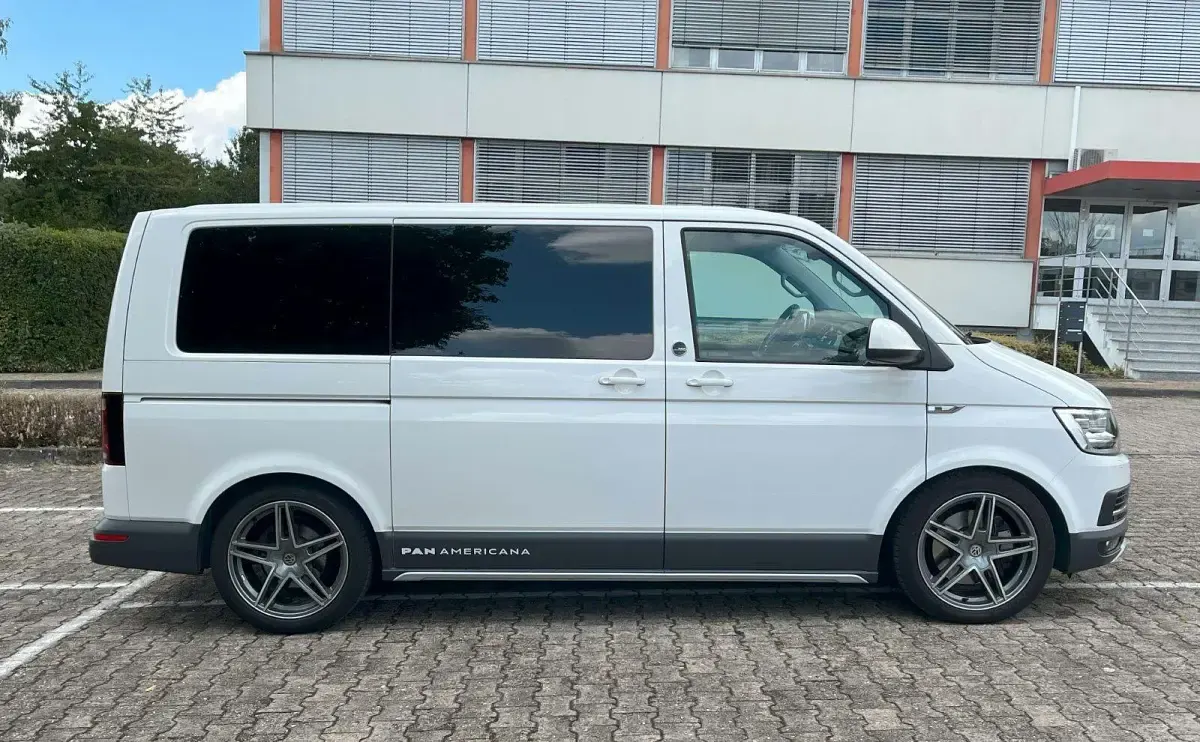 Gebraucht VW Multivan PanAmericana 204 PS (150 kW) 2017 Weiß Van / Kleinbus