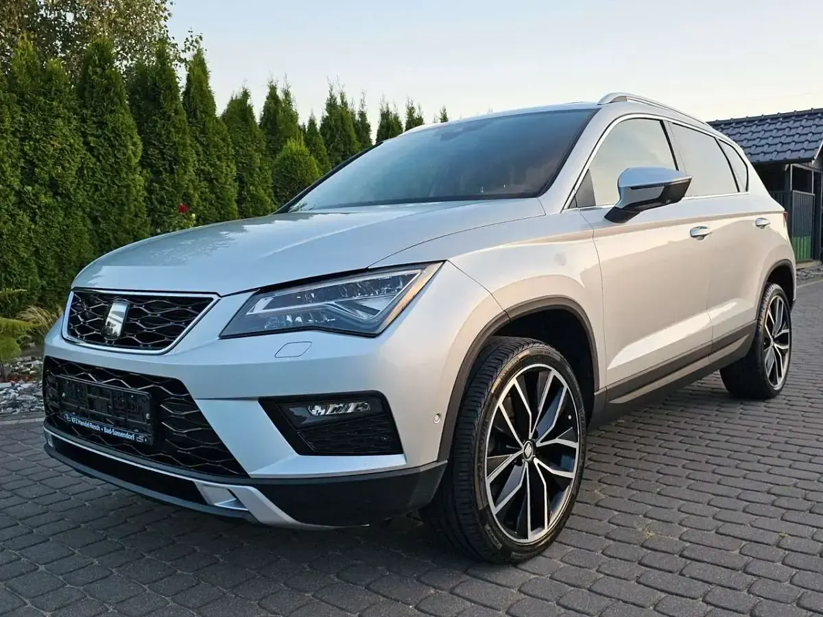 Używany Seat Ateca XCELLENCE 150 KM (110 kW) 2019 Srebrny SUV
