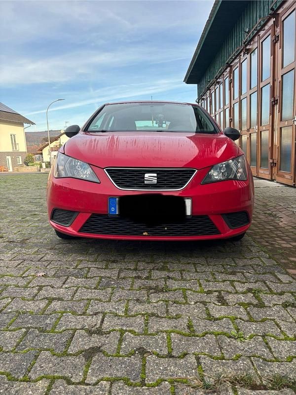 Rot Gebraucht 2015 Seat Ibiza Kleinwagen | 10.000 € (Teuer) - Bild 1/4
