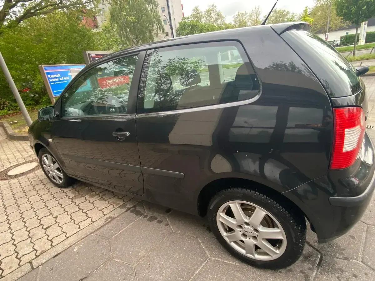 Occasion VW Polo 67 ch (49 kW) 2003 Noir Citadine