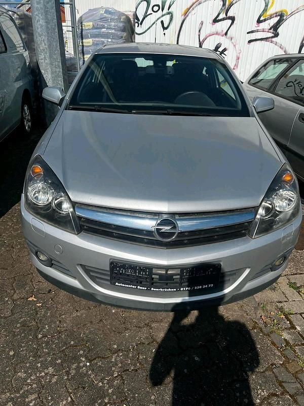 Silber Gebraucht 2005 Opel Astra Limousine | 2.500 € (Fairer Preis) - Bild 1/4