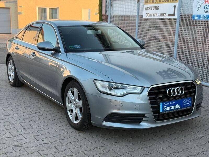 Grau Gebraucht 2013 Audi A6 Ambiente Limousine | 10.990 € (Superpreis) - Bild 1/4