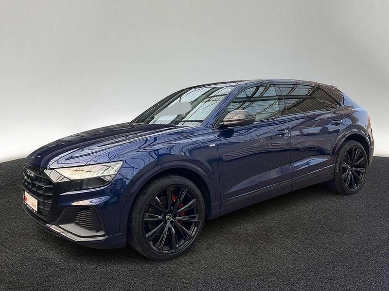 Gebraucht Audi Q8 Competition 286 PS (210 kW) 2022 Navarrablau metallic SUV