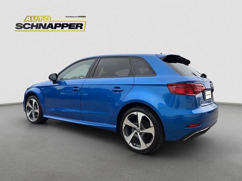 Gebraucht Audi e-tron S-Line 150 kW (204 PS) 2018 Blau SUV