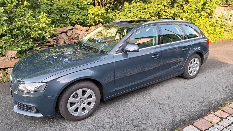 Używany Audi A4 160 KM (117 kW) 2008 Szary Kombi