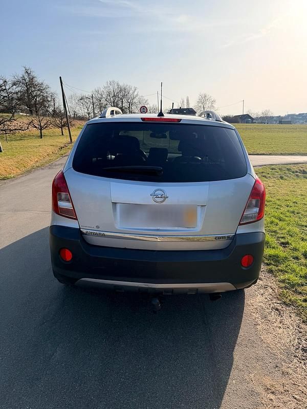 Gebraucht Opel Antara Cosmo 184 PS (135 kW) 2012 Silber SUV