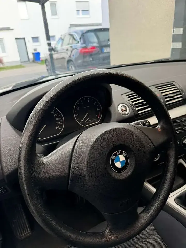 Gebraucht BMW 116 116 PS (85 kW) 2005 Grau Kleinwagen