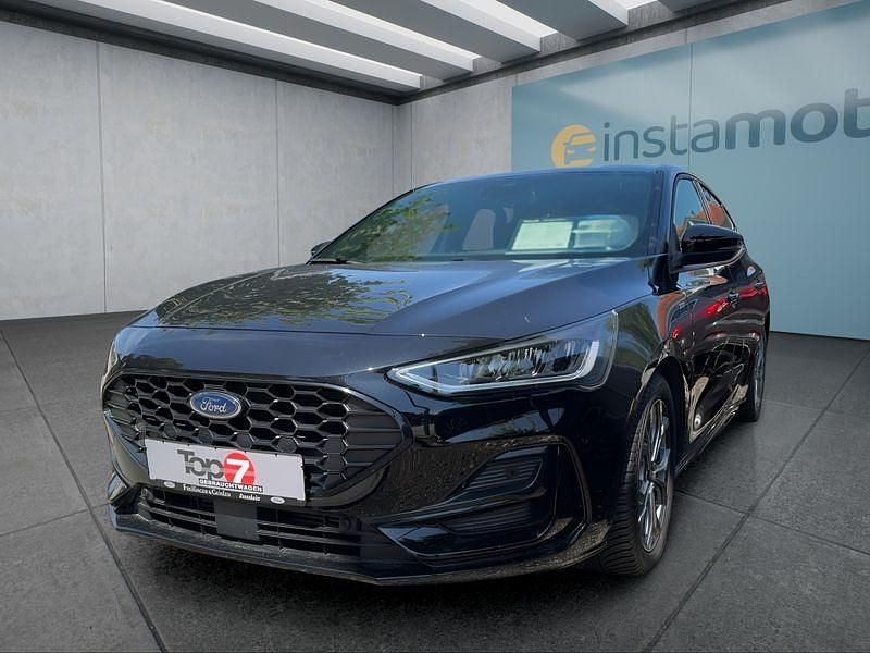 Schwarz Gebraucht 2023 Ford Focus ST-Line X Limousine | 25.799 € (Fairer Preis) - Bild 1/4
