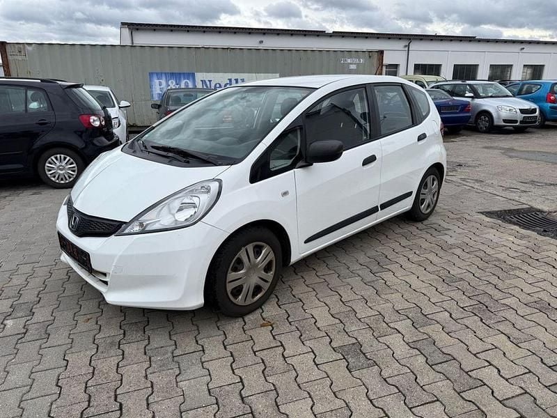 Weiß Gebraucht 2011 Honda Jazz S Kleinwagen | 3.299 € (Etwas zu teuer) - Bild 1/4
