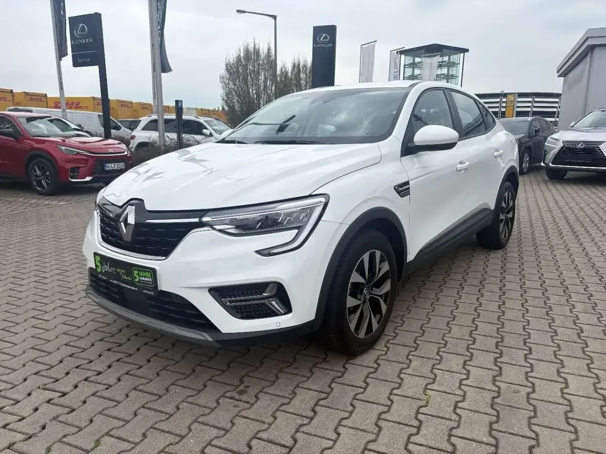 Gebraucht Renault Arkana Zen 140 PS (102 kW) 2022 Weiss SUV