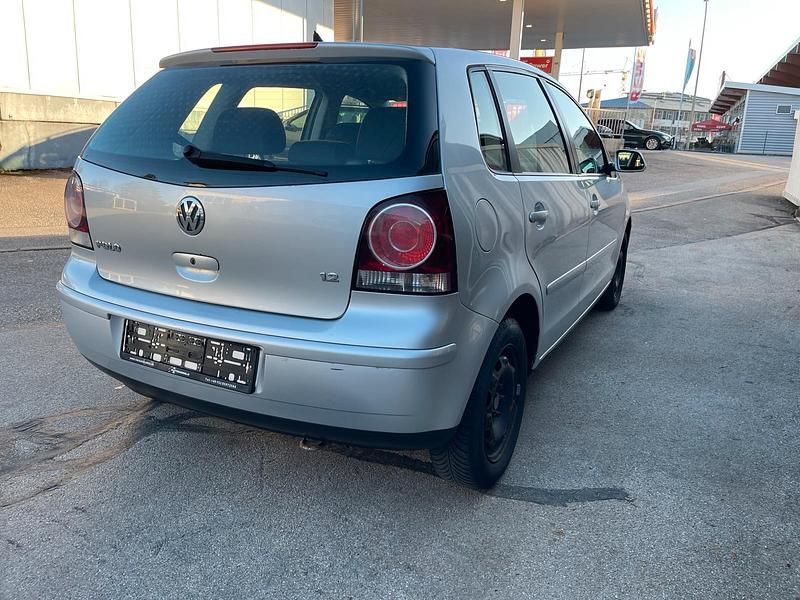 Gebraucht VW Polo 64 PS (47 kW) 2007 Silber Kleinwagen