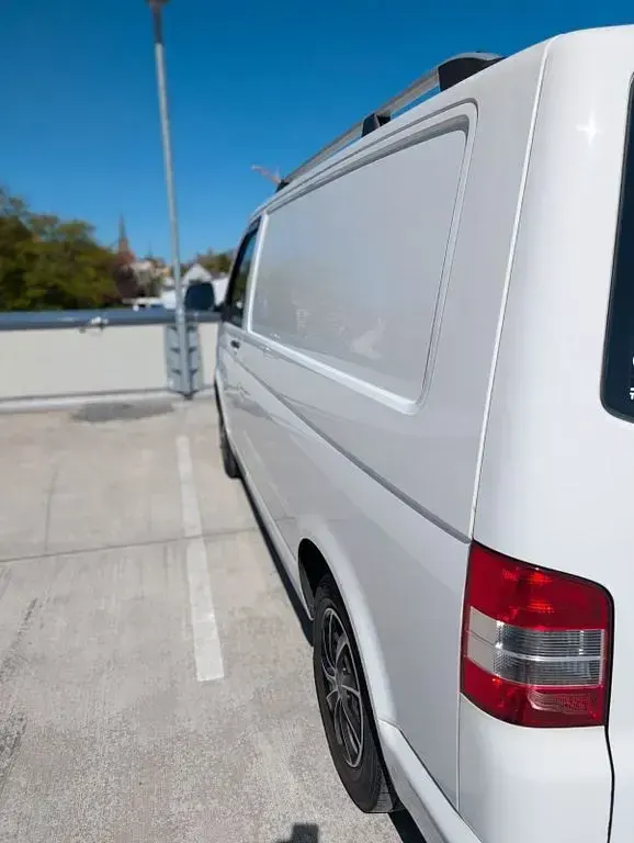 Gebraucht VW Transporter 102 PS (75 kW) 2010 Weiß Van