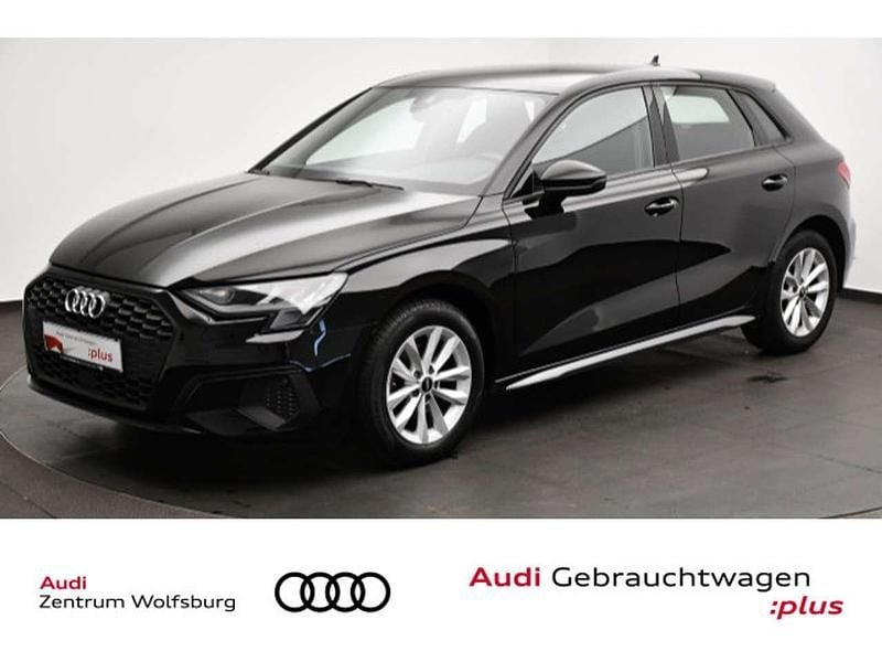 Gebraucht Audi A3 Ambiente 150 PS (110 kW) 2022 Brillantschwarz Limousine