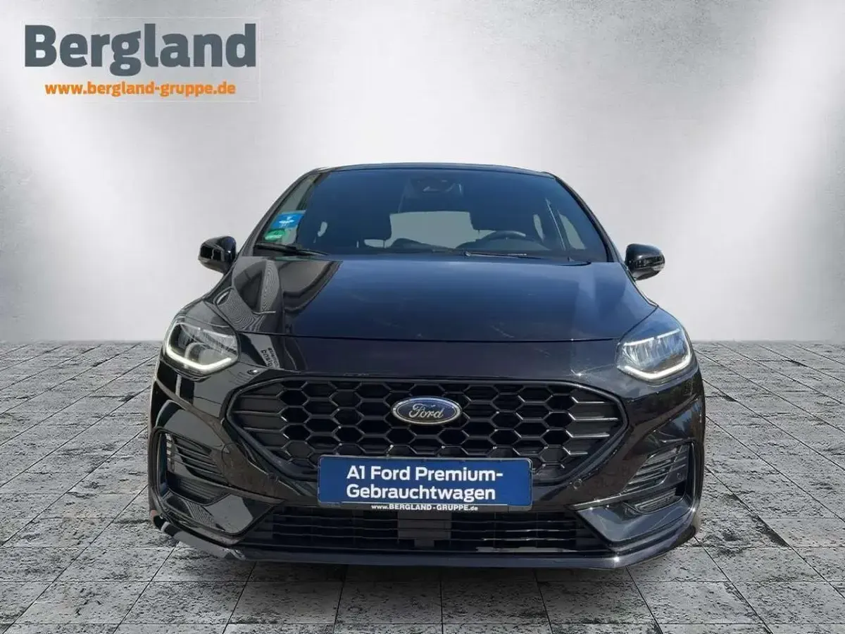 Gebraucht Ford Fiesta ST-Line X 125 PS (91 kW) 2023 Lackierung metallic "agate black" schwarz Kleinwagen
