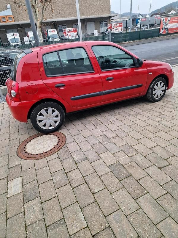 Gebraucht Renault Clio II 2010 Rot Kleinwagen