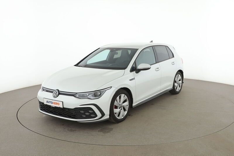 Weiß Gebraucht 2021 VW Golf VIII GTD Limousine | 29.920 € (Fairer Preis) - Bild 1/4