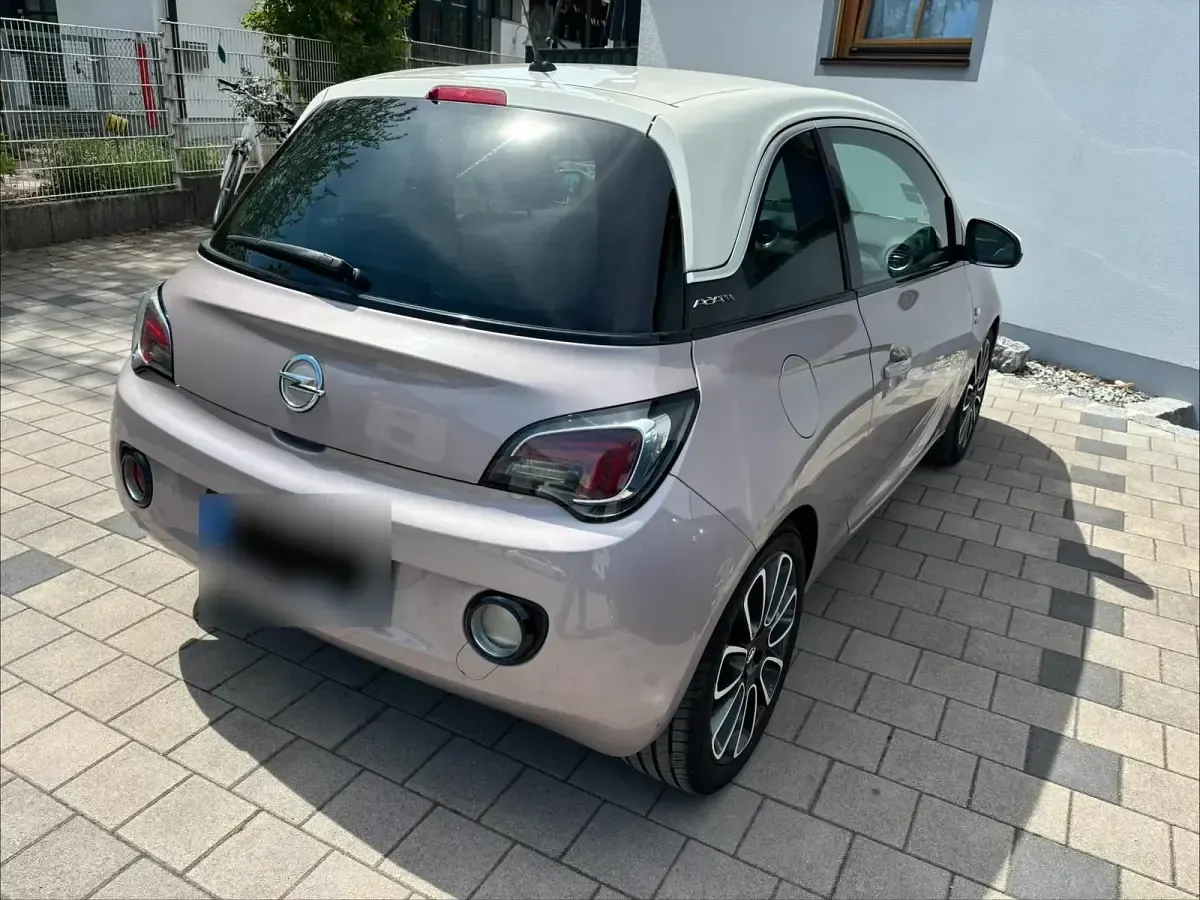 Gebraucht Opel Adam 69 PS (50 kW) 2015 Violet Kleinwagen