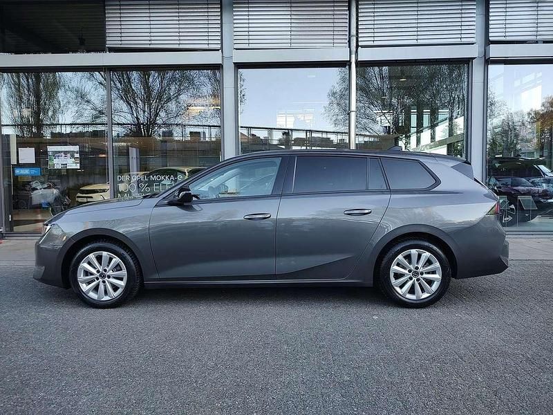 Gebraucht Opel Astra Enjoy 110 PS (80 kW) 2023 /typ aussenverkleidung metalliclackierung Kombi