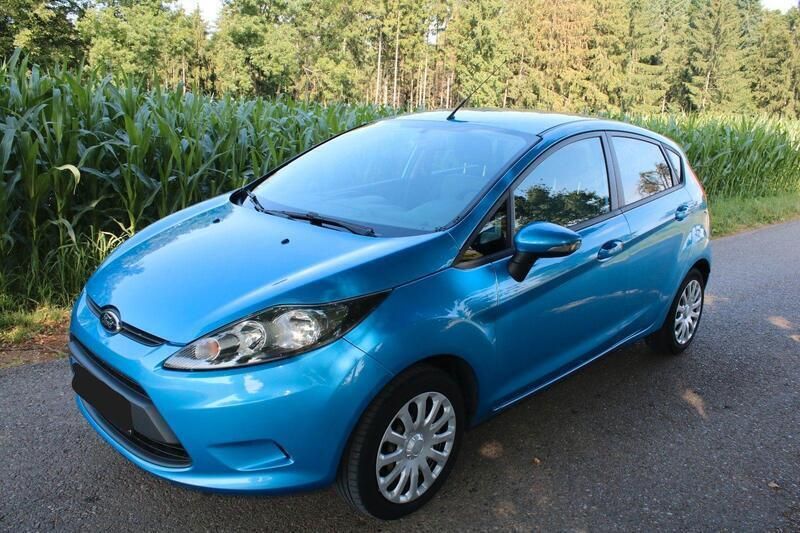Blau Gebraucht 2009 Ford Fiesta Kleinwagen | 2.850 € (Fairer Preis) - Bild 1/4