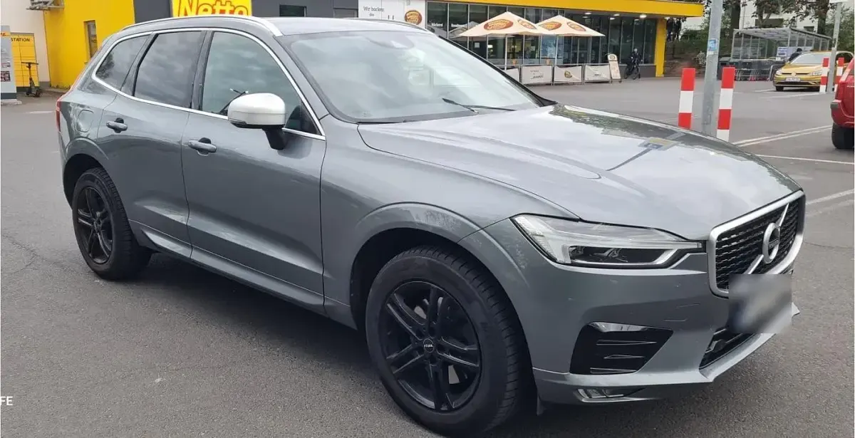 Gebraucht Volvo XC60 R-Design 190 PS (139 kW) 2019 Grau SUV