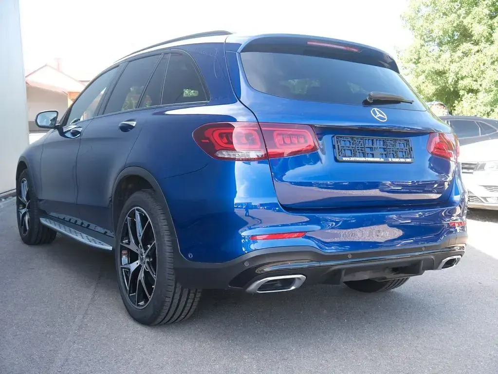 Gebraucht Mercedes GLC220 AMG 194 PS (142 kW) 2021 Blau SUV