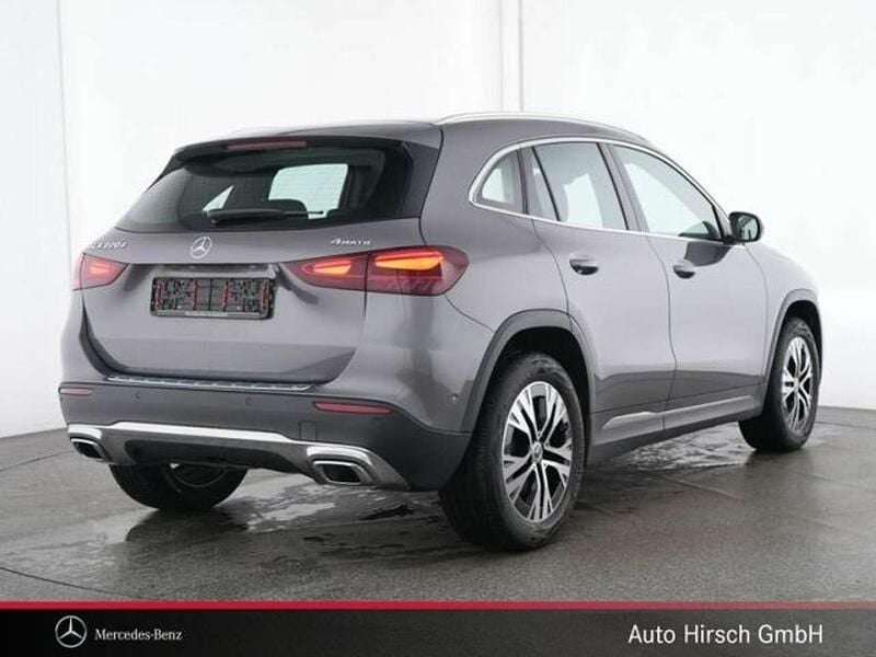 Gebraucht Mercedes GLA220 Progressive 190 PS (139 kW) 2024 Lack mountaingrau SUV